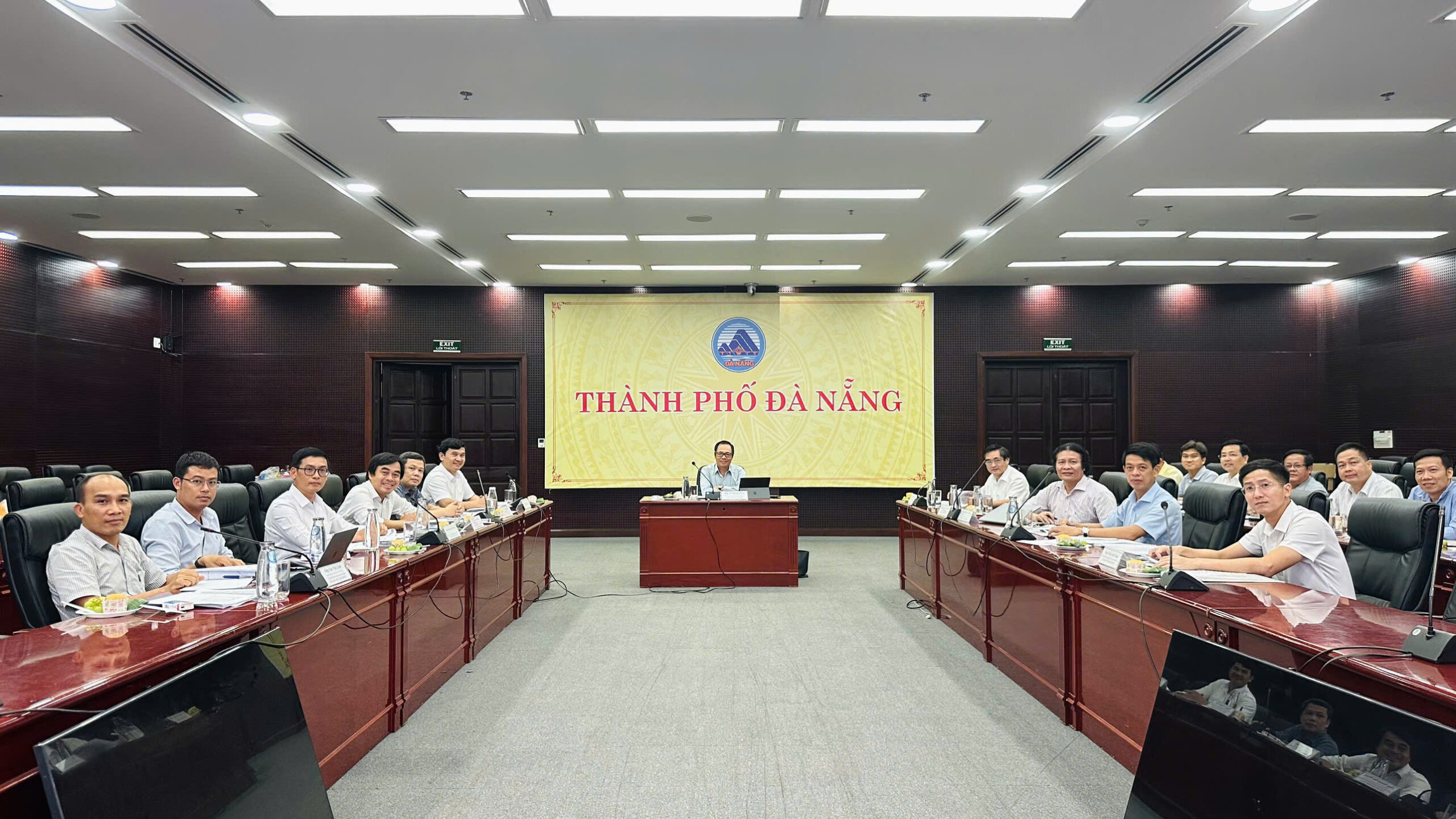 Báo cáo Phương án dự thi Cuộc thi “Thi tuyển phương án quy hoạch – kiến trúc cụm nút giao thông Lê Thanh Nghị – Cách Mạng Tháng Tám – Thăng Long – đường dẫn lên cầu Hòa Xuân”